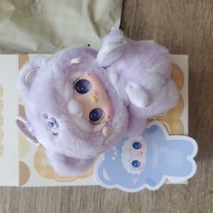 Yooki Plush Vinyl Revealed Box Take A Bite Of Bear Sweet N Crispy Toy Bag Charm